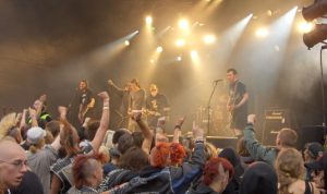 Ground Zero Punk Dunia: CBGB dan Tempat Gigs Legendaris Era 90-an yang Mengubah Sejarah Musik