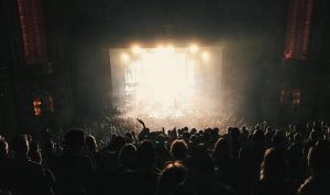 Sekali Meledak Lalu Hilang: Menelusuri Fenomena Band One-Hit Wonder Era 90-an