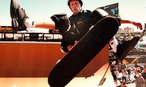 Legenda Tony Hawk: Dari Lapangan Ramp Sederhana Hingga Mengubah Skateboard Jadi Budaya Pop Global