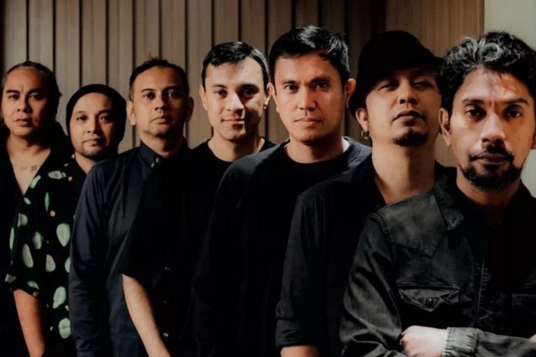Element dan Gelombang Pop Alternatif: Sentuhan Melodi Manis di Pengujung Era 90-an
